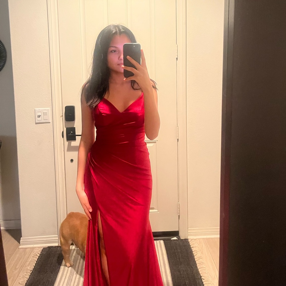 Red prom dress - Picture 5 of 5